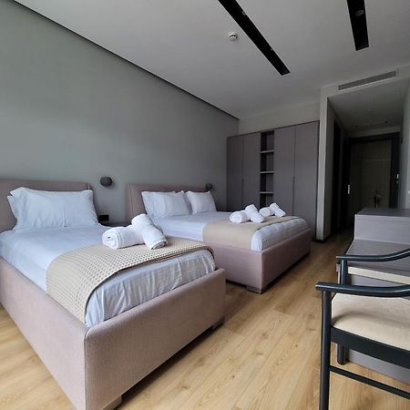 Toer Hotel & Spa Sarandë 外观 照片