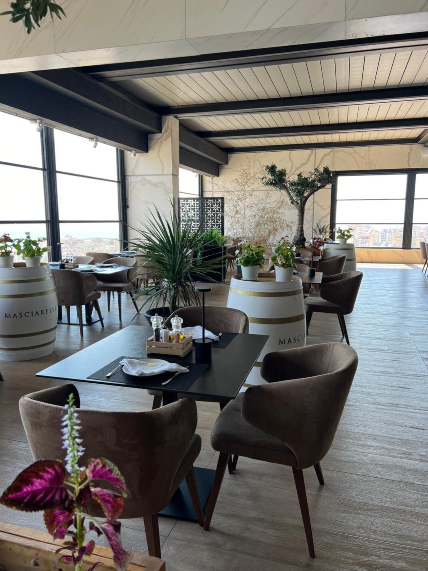 Toer Hotel & Spa Sarandë 外观 照片