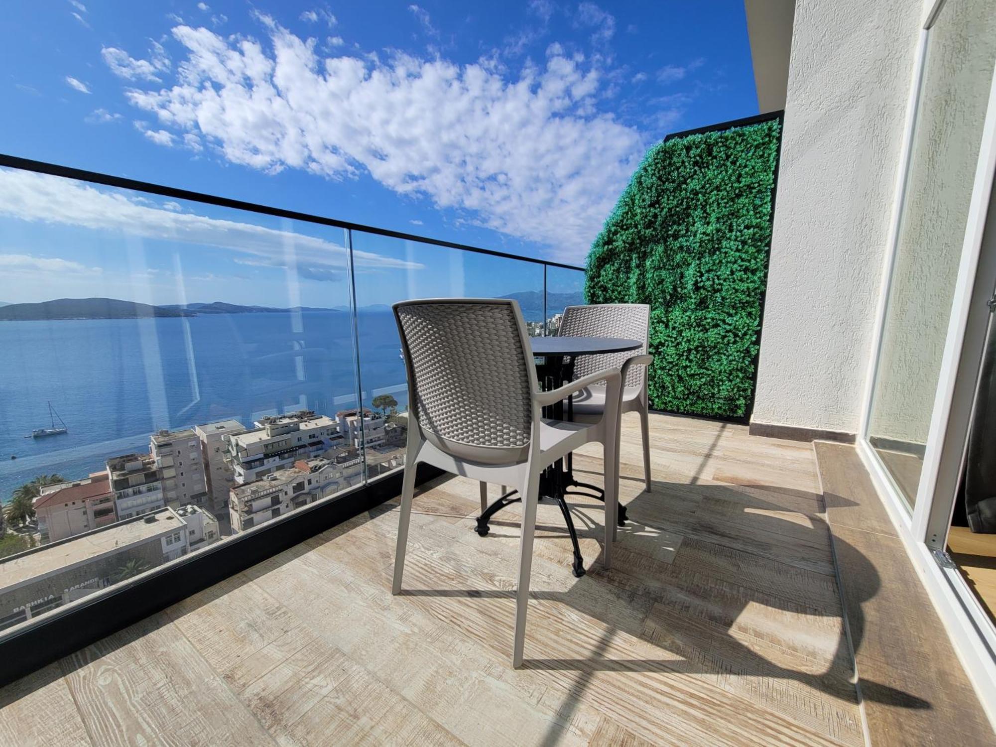 Toer Hotel & Spa Sarandë 外观 照片