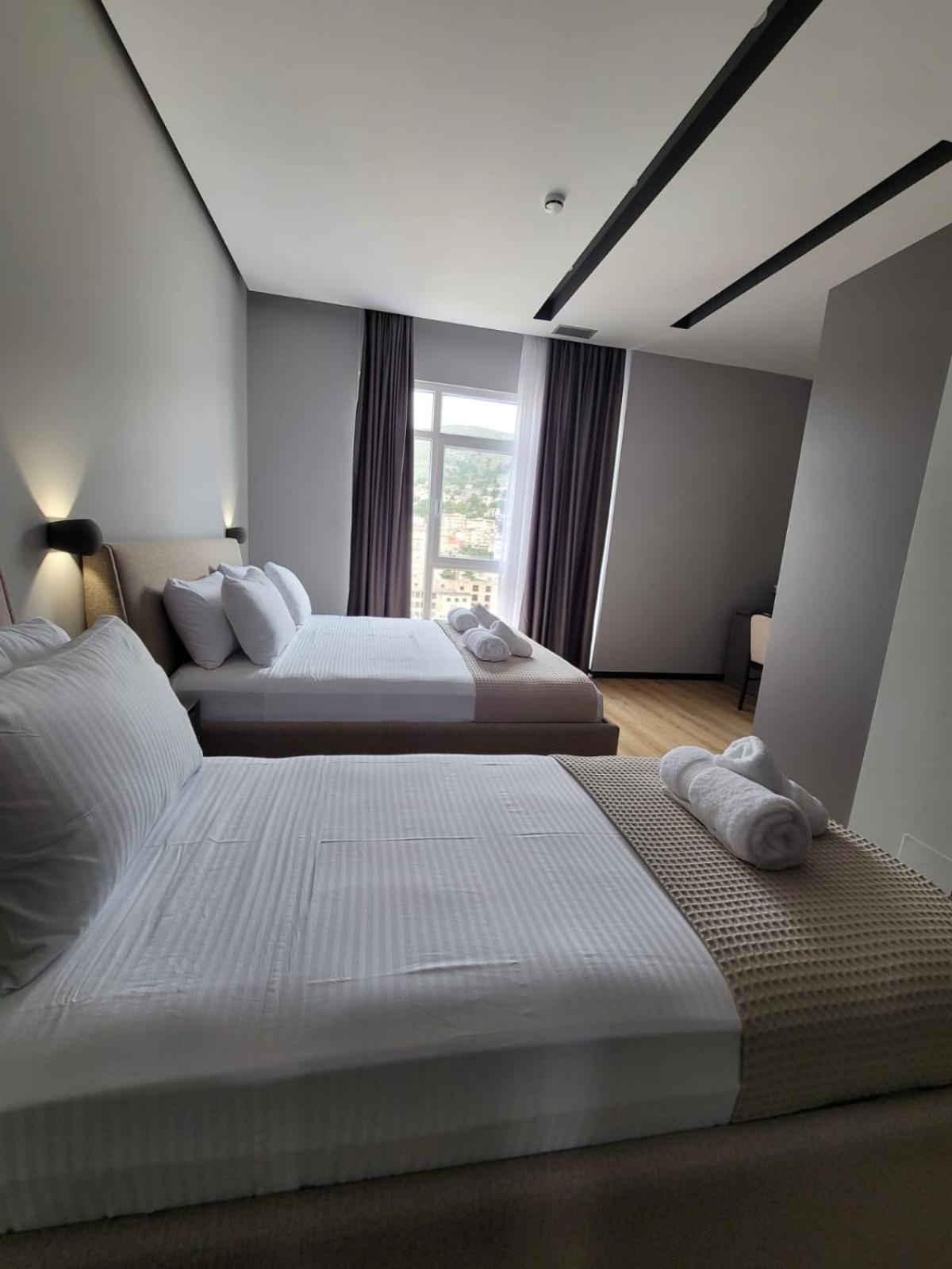 Toer Hotel & Spa Sarandë 外观 照片